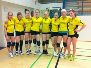 Posetusta OutokummunPartio C-tytöt