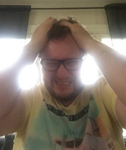 Kun tarpeeksi hakkaa päätä seinää, on tulos tämän näköinen.